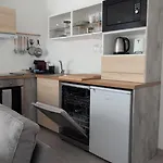 Spring, Summer & Fall Αλμπουφέιρα