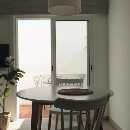 Apartment Rce Spring, Summer & Fall *