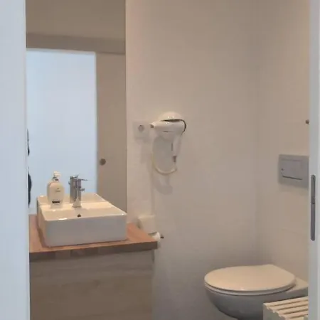 Apartment Rce Spring, Summer & Fall